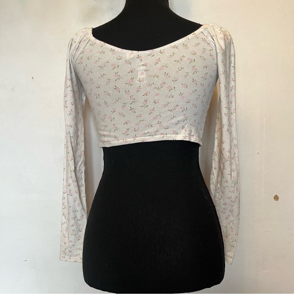Pacsun Floral Ruched Long Sleeve Crop Top - Picture 4 of 6